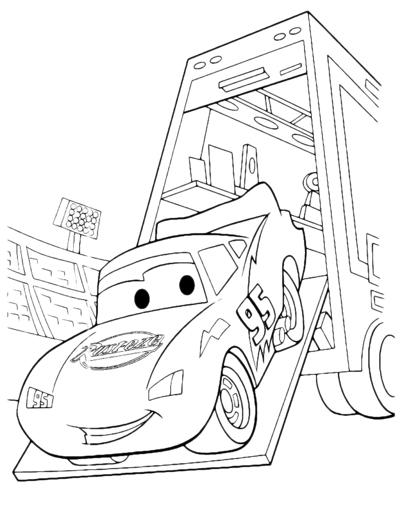 Cars Saetta McQueen scende da Mack Disegni da colorare Cars