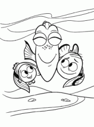 Dory abbraccia felice Marlin e Nemo