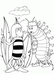 Il millepiedi parla con un'ape soldato