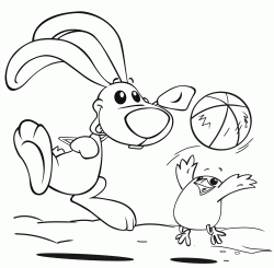 Cilindro e Senzanome giocano a palla sulla spiaggia