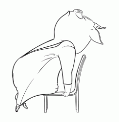 Rosita la maialina sulla sedia mentre si esibisce